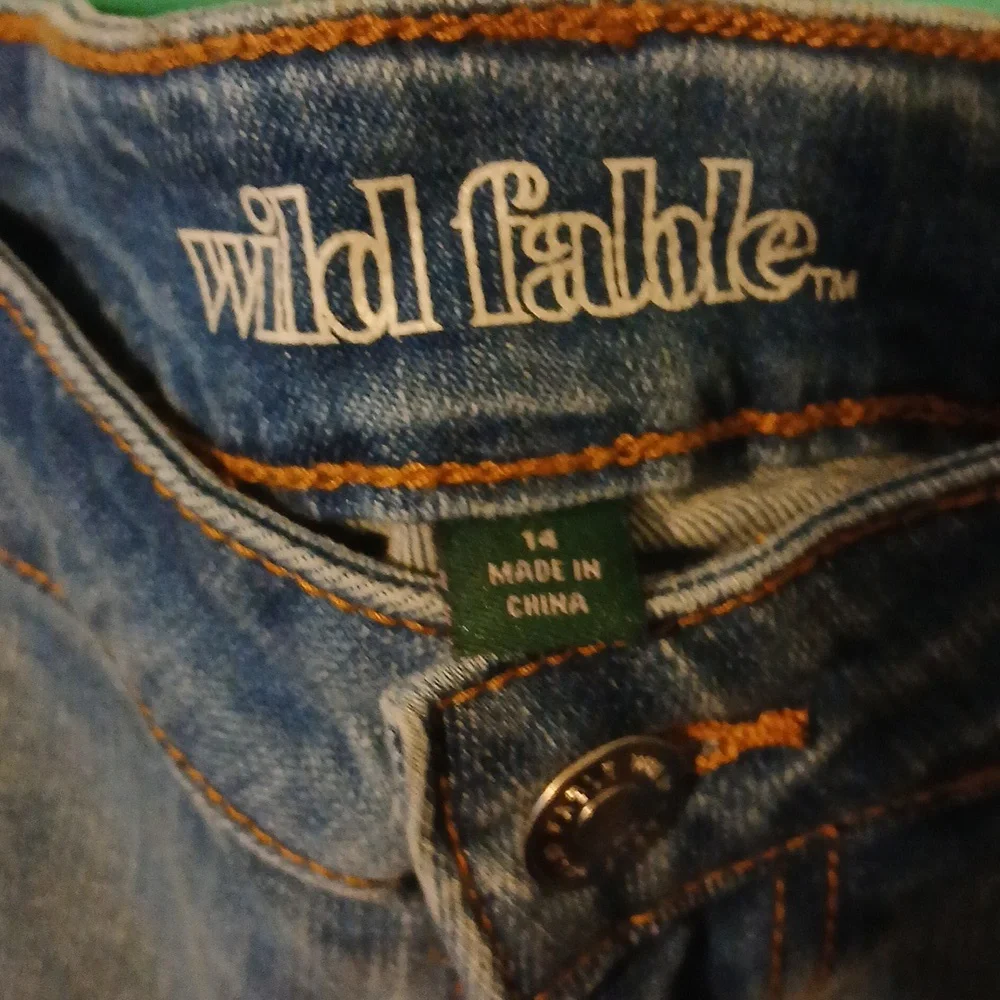NWT Wild Fable High- Rise Moms Jeans Size 14 - Picture 2 of 3